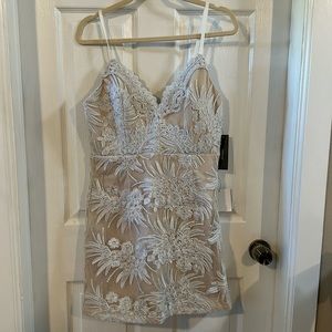 Lulus white floral dress medium